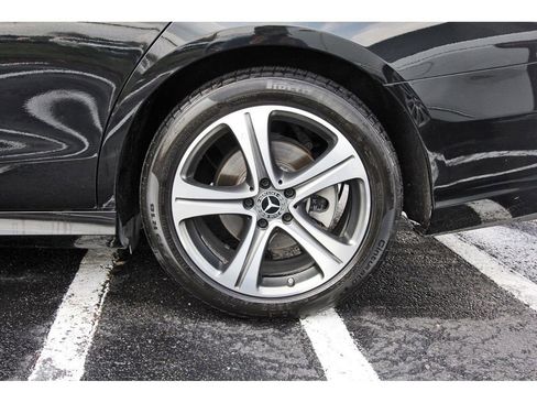 Used 2019 Mercedes-Benz E 300 image 33