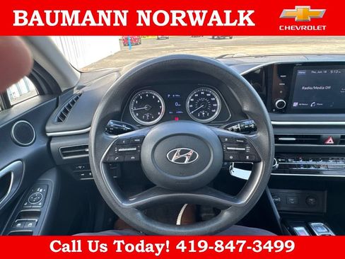 Used 2022 Hyundai Sonata SE w/ Cargo Package FWD image 19