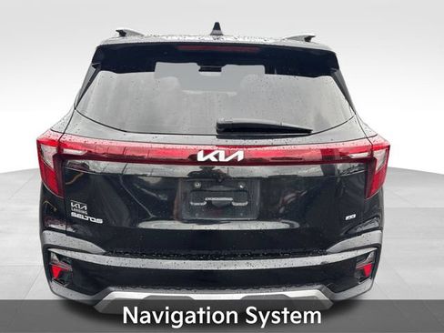 Used 2024 Kia Seltos EX AWD/4WD image 6