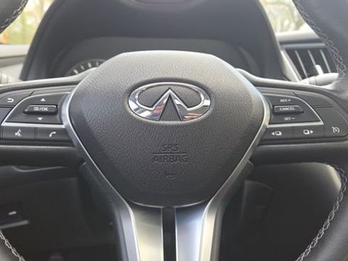 Used 2019 INFINITI Q50 Signature Edition w/ Cargo Package (L96) AWD/4WD image 31