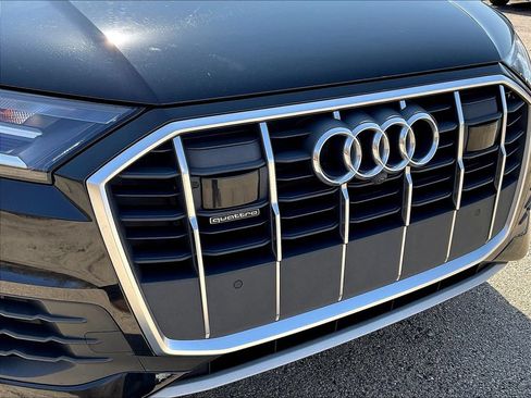 Used 2023 Audi Q7 3.0T Premium Plus AWD/4WD image 34