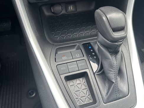 Used 2023 Toyota RAV4 XLE image 22