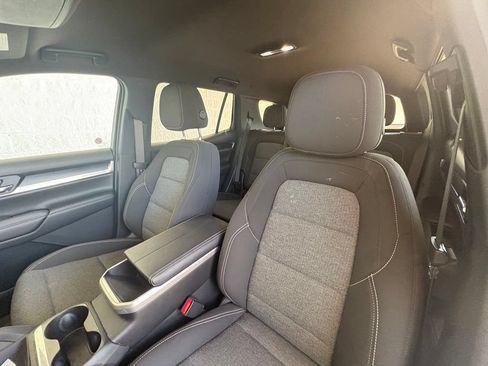Used 2025 GMC Terrain Elevation AWD/4WD image 2