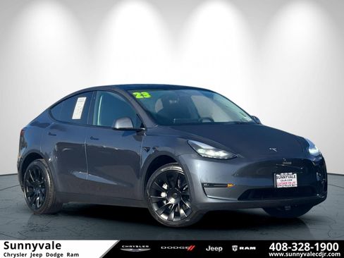 Used 2023 Tesla Model Y Long Range image 1