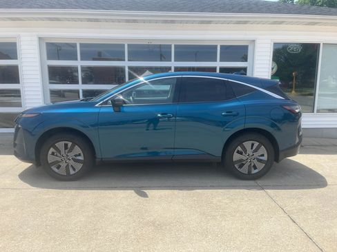 Used 2025 Nissan Murano SL w/ Cargo Package AWD/4WD image 2