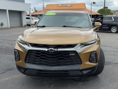 Used 2019 Chevrolet Blazer RS w/ Sun and Wheels Package FWD image 2