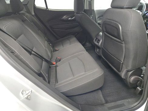 Used 2022 GMC Terrain SLE w/ Driver Convenience Package image 11