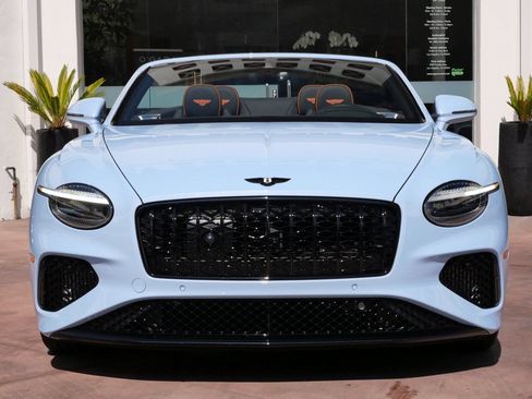 Used 2026 Bentley Continental GT Azure AWD/4WD image 10