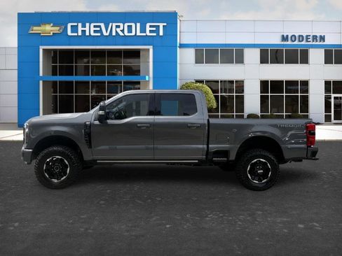 Used 2025 Ford F250 Lariat w/ Lariat Ultimate Package AWD/4WD image 2