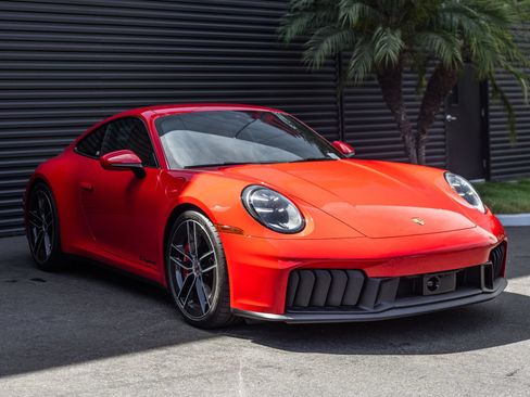 Certified 2026 Porsche 911 Carrera GTS RWD image 6