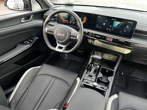 Used 2025 Kia K5 GT-Line image 13