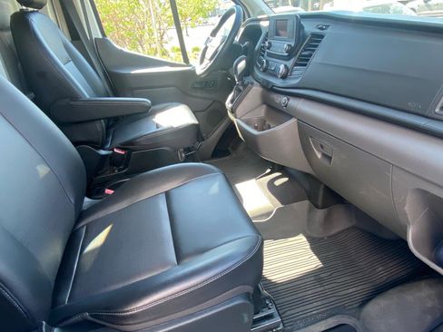 Used 2020 Ford Transit 250 Medium Roof RWD image 22