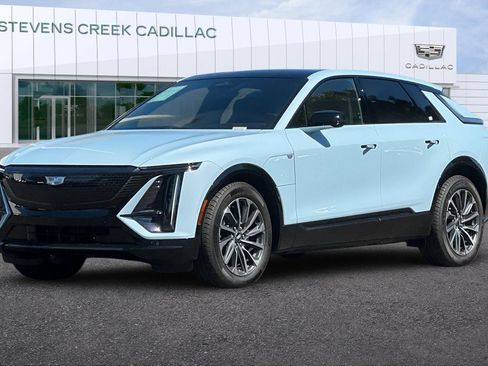 Used 2026 Cadillac Lyriq Sport w/ LPO, Floor Liner Package AWD/4WD image 7
