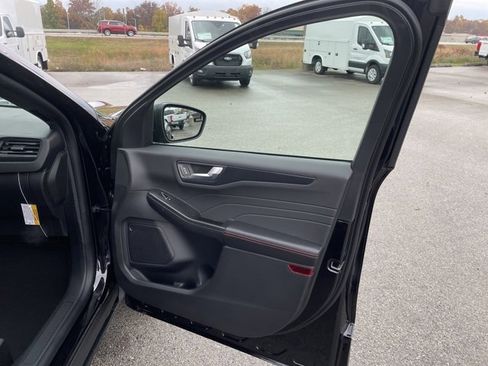 New 2026 Ford Escape ST-Line image 45