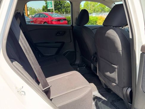 Used 2023 Nissan Rogue S AWD/4WD image 26