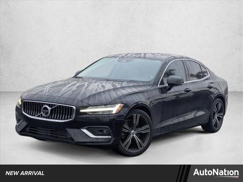 Used 2019 Volvo S60 T5 Inscription image 1