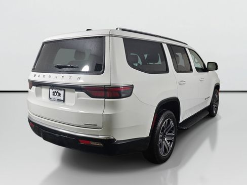 Used 2024 Jeep Wagoneer Series II AWD/4WD image 3
