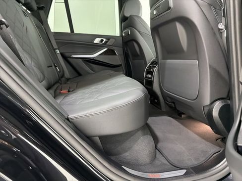 Used 2026 BMW X5 xDrive40i w/ Premium Package image 23