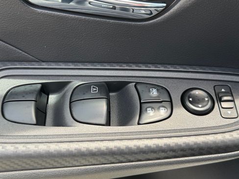 Certified 2025 Nissan Versa SV FWD image 24