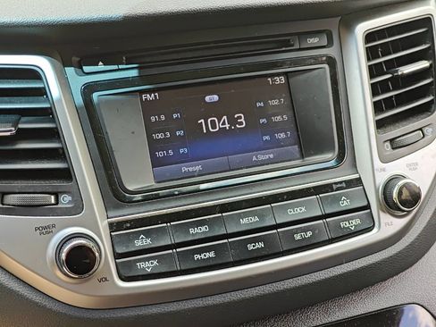 Used 2016 Hyundai Tucson Sport AWD/4WD image 23