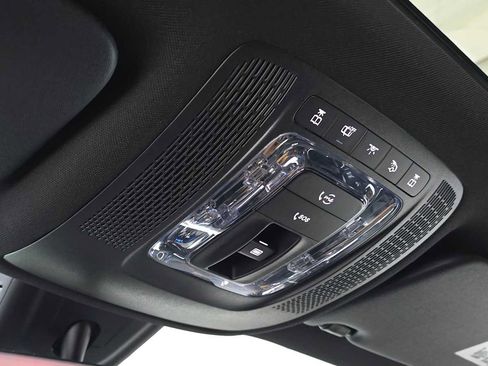 Certified 2023 Mercedes-Benz GLB 250 4MATIC image 36