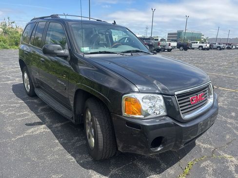 Used 2008 GMC Envoy Denali w/ Sun And 6-Disc Cd Package RWD image 7