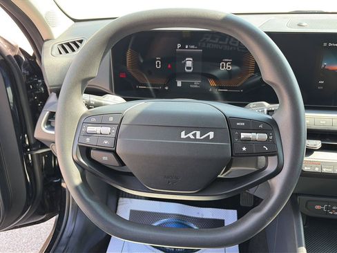 Used 2026 Kia K4 FWD image 17