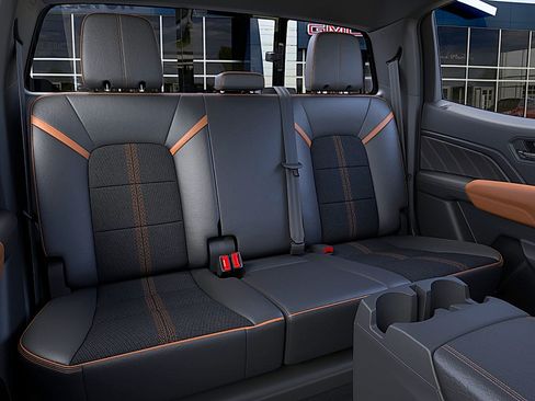 New 2026 GMC Canyon AT4 AWD/4WD image 17