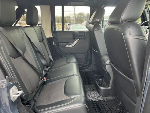 Used 2016 Jeep Wrangler Unlimited Sport image 14