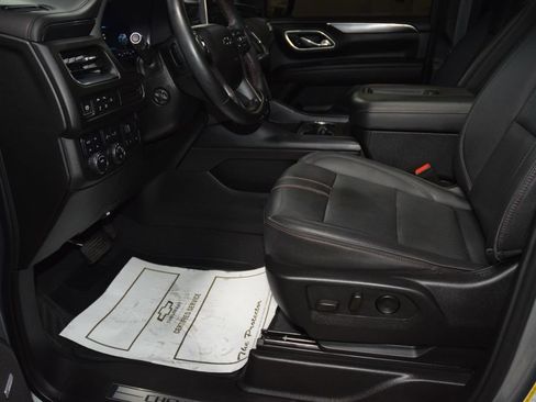 Used 2024 Chevrolet Tahoe RST w/ Luxury Package AWD/4WD image 39