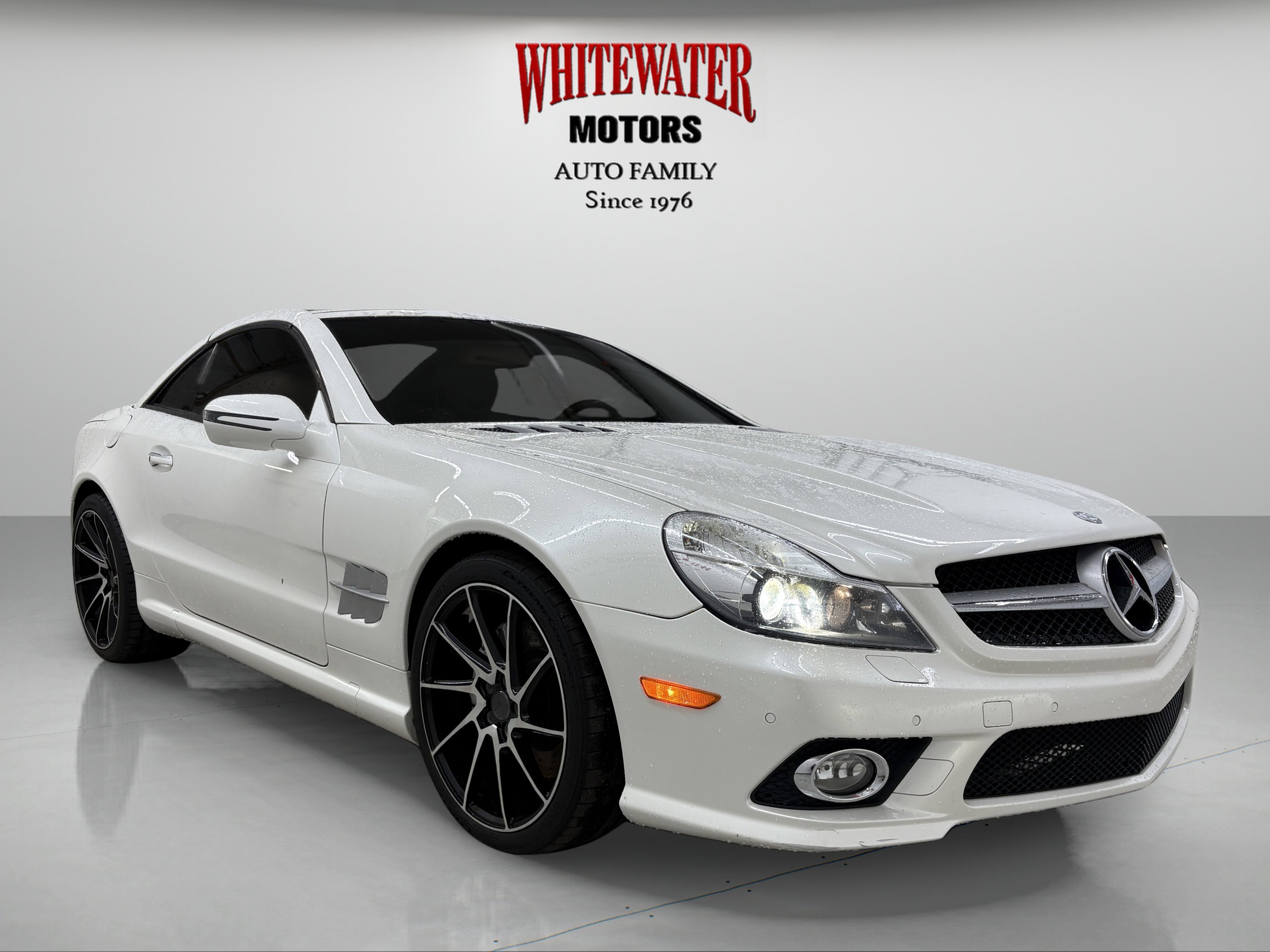 Used 2011 Mercedes-Benz SL 550 image 9