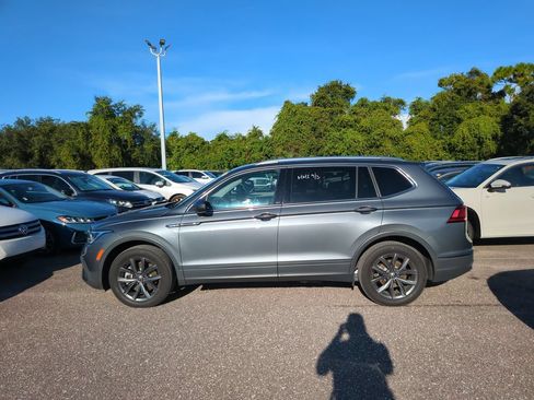 Certified 2023 Volkswagen Tiguan SE FWD image 4