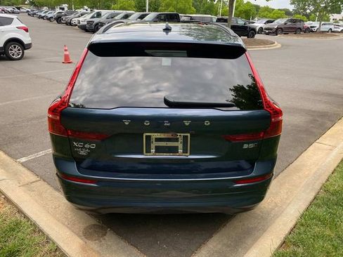 Used 2022 Volvo XC60 B5 Momentum AWD/4WD image 31