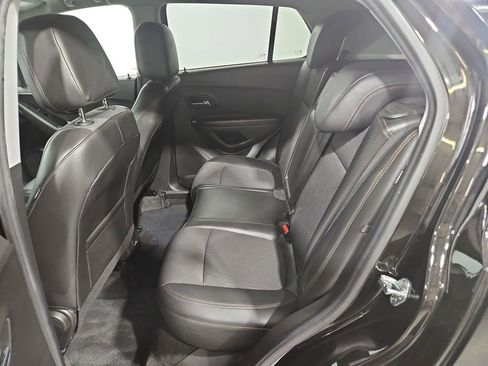 Used 2022 Chevrolet Trax LT w/ Driver Confidence Package AWD/4WD image 24