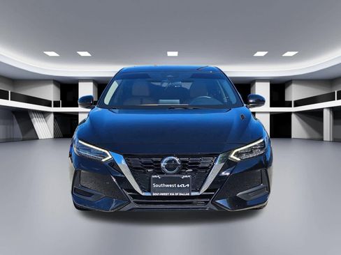 Used 2020 Nissan Sentra SV w/ SV Premium Package FWD image 9