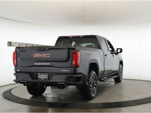 Used 2023 GMC Sierra 1500 AT4 w/ Technology Package image 7