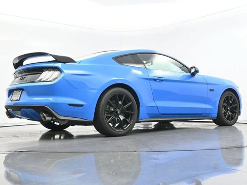 Used 2017 Ford Mustang GT Premium w/ Black Accent Package RWD image 51