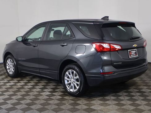 Used 2021 Chevrolet Equinox LS image 7