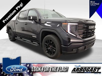 Used 2022 GMC Sierra 1500 Elevation w/ Elevation Premium Package