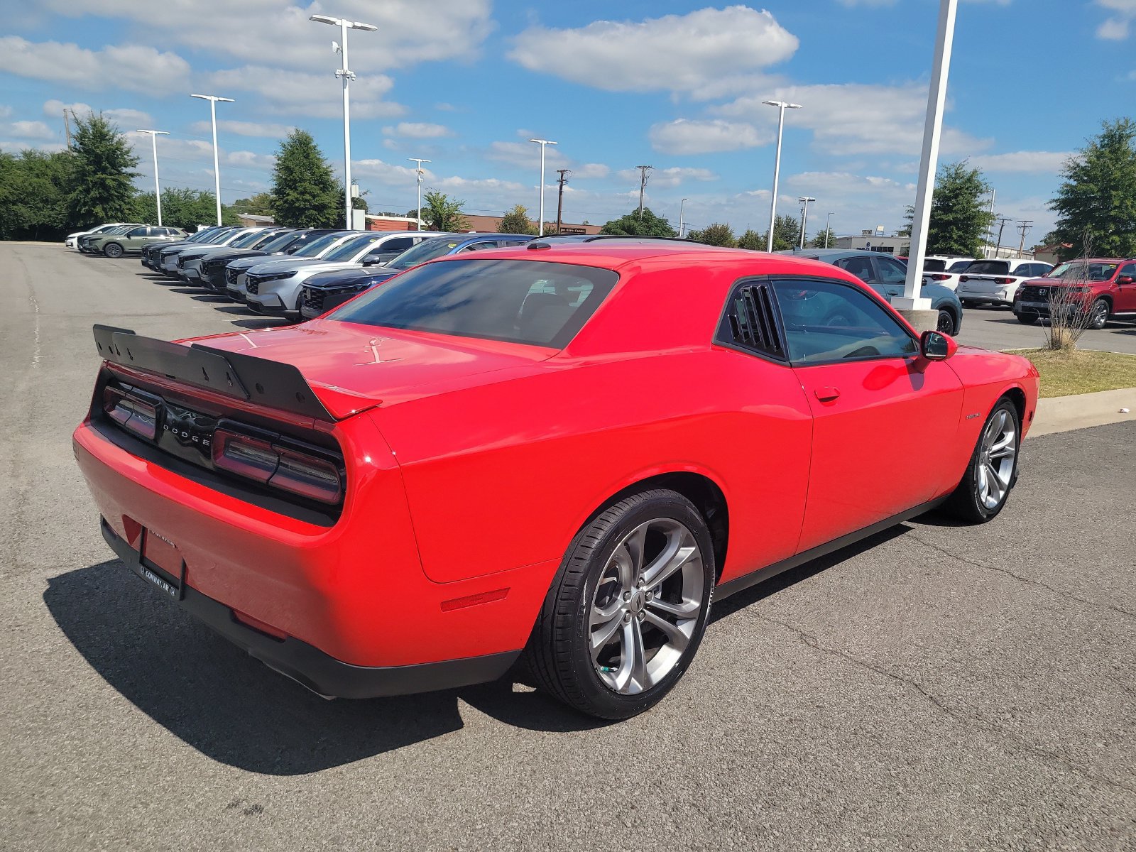 Used 2022 Dodge Challenger R/T RWD image 3
