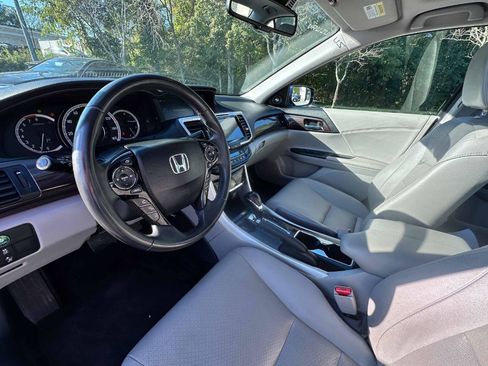 Used 2016 Honda Accord EX-L image 25