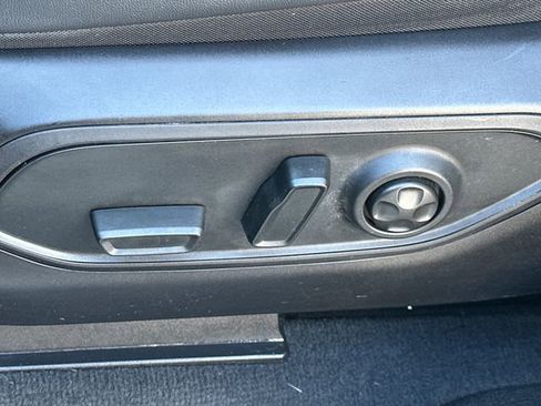 Used 2022 Jeep Grand Cherokee L Limited w/ Trailer Tow Group (B) image 41