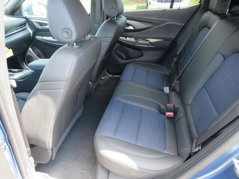New 2026 Buick Envista Sport Touring w/ Convenience I Package FWD image 28
