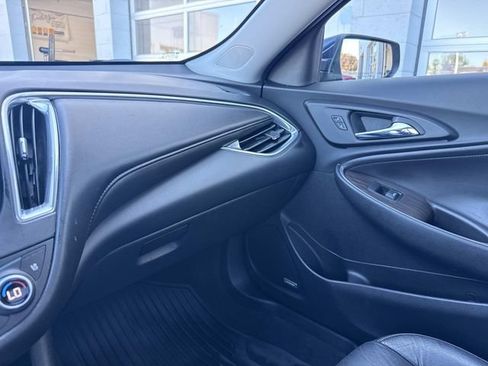 Used 2018 Chevrolet Malibu Premier w/ Premier Sun and Wheel Package FWD image 78