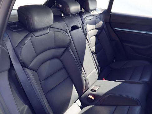 Certified 2023 Porsche Taycan GTS image 24