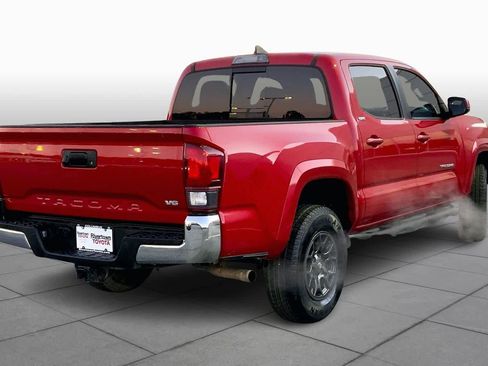 Used 2018 Toyota Tacoma SR5 image 12