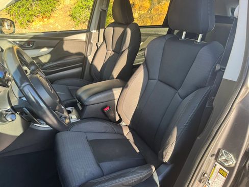 Used 2019 Subaru Ascent Premium AWD/4WD image 13
