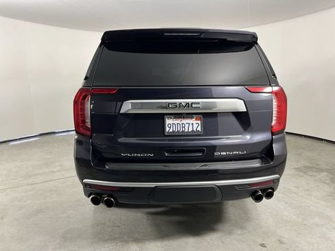 Used 2023 GMC Yukon Denali AWD/4WD image 7