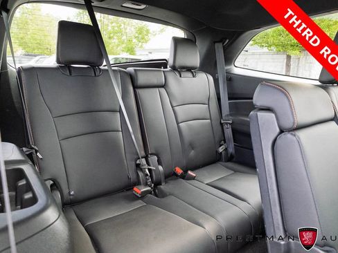 Used 2022 Honda Pilot TrailSport image 5