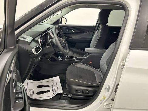 Certified 2023 Chevrolet TrailBlazer LT FWD image 9